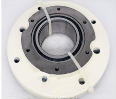 YSN68 Eenvoudige rij diepe groef lager 3-15/16&quot; ID 10-1/2&quot; OD 8&quot; C-C Bolt Hole